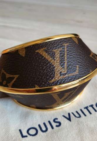 https://www.vipluxury.sk/Louis Vuitton Naramek