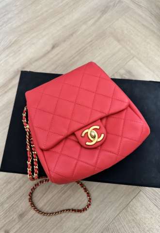 https://www.vipluxury.sk/Chanel kabelka