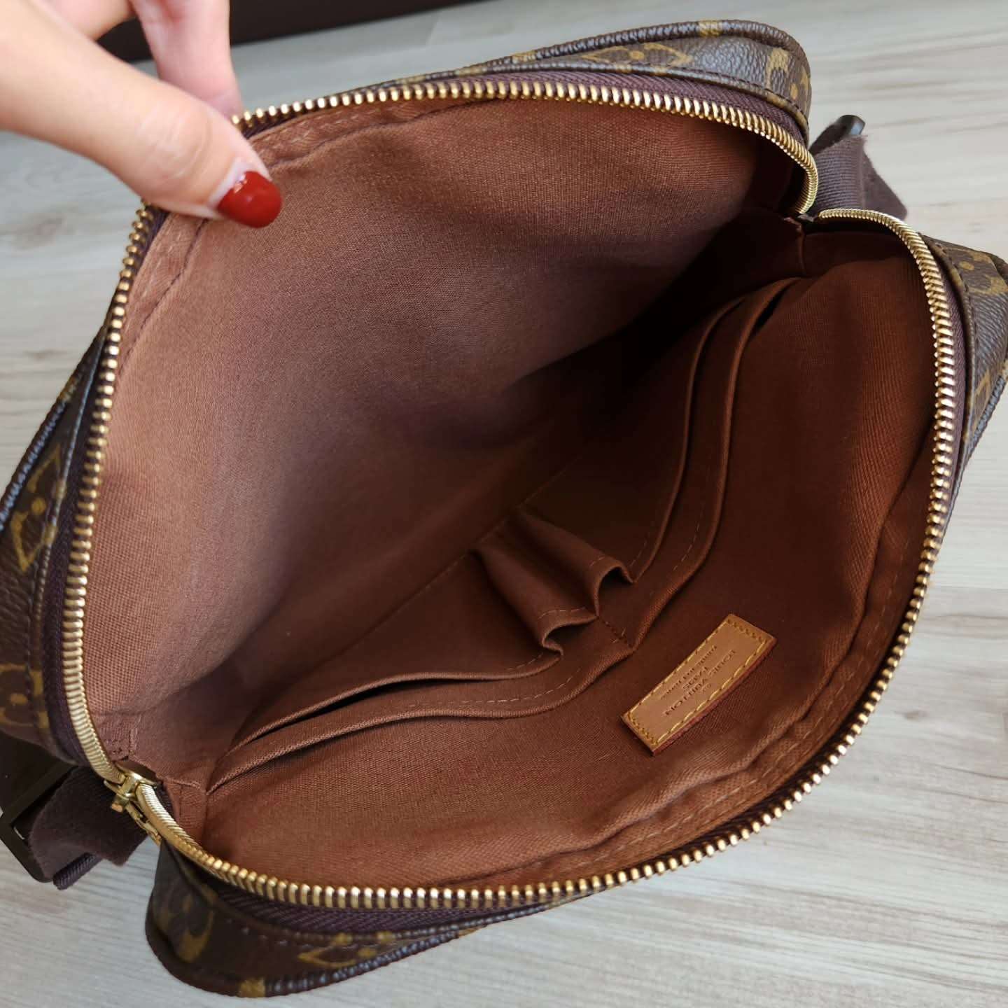 Louis Vuitton Beaubourg Trotteur