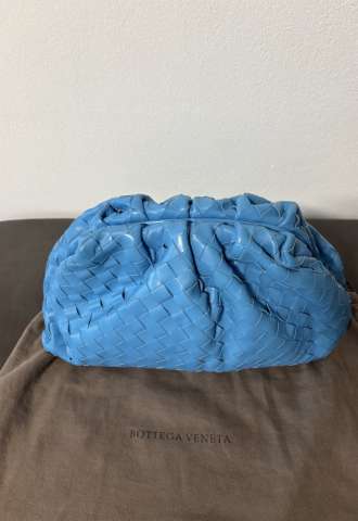 https://www.vipluxury.sk/Bottega Veneta Pouch
