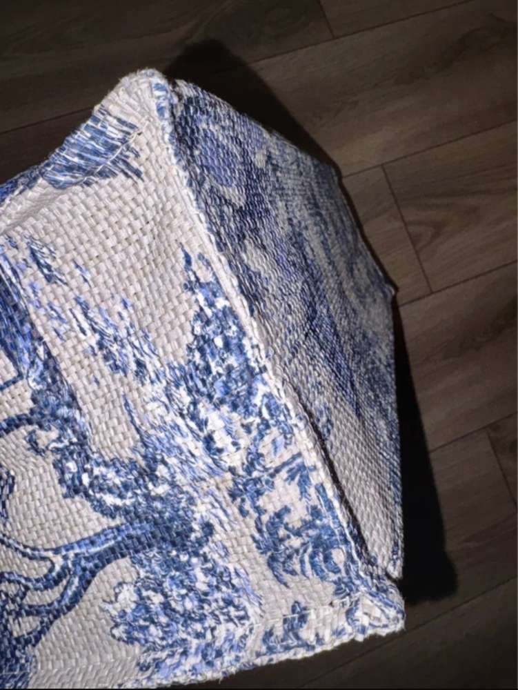 Dior VIP gift