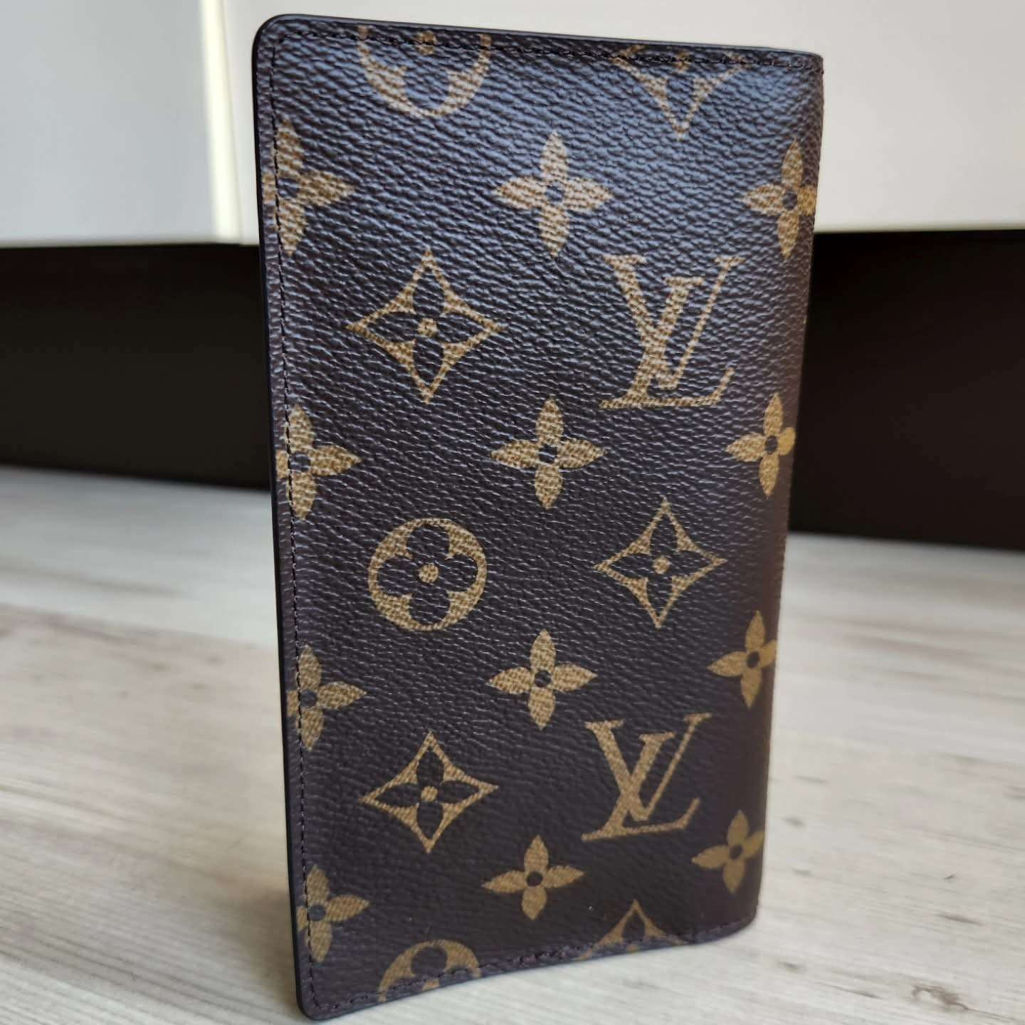 Louis Vuitton Cover na zapisnik
