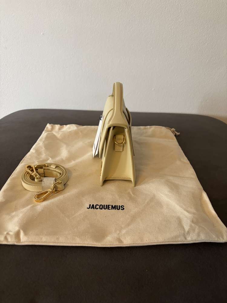 Jacquemus Le Grand Bambino