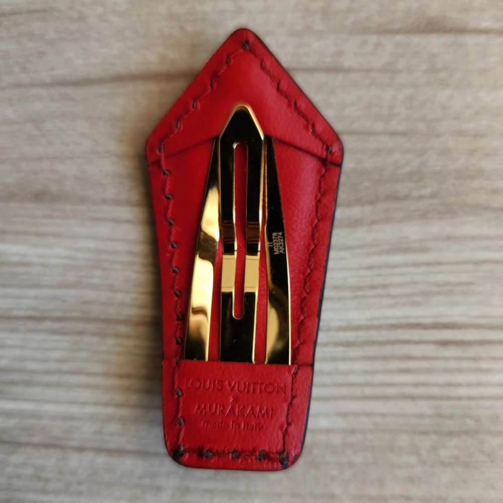 Louis Vuitton Backstage Hair Clip