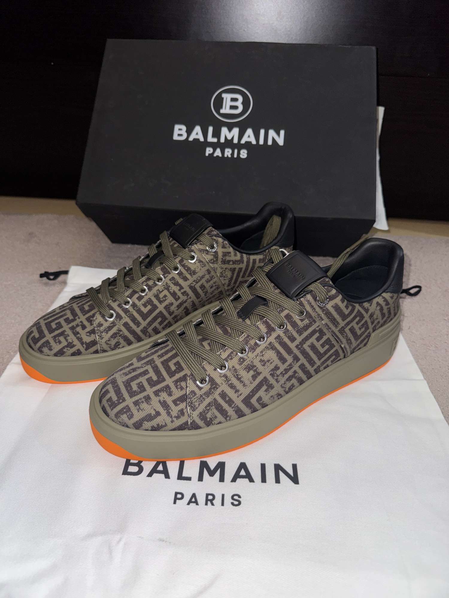 BALMAIN B-Court