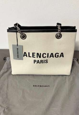 https://www.vipluxury.sk/Balenciaga Tote