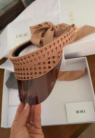 https://www.vipluxury.sk/Dior šilt