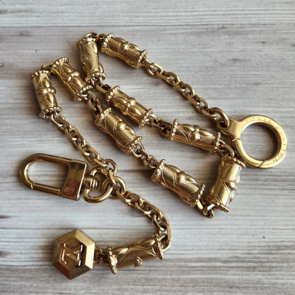 Louis Vuitton Tubular Chain Belt