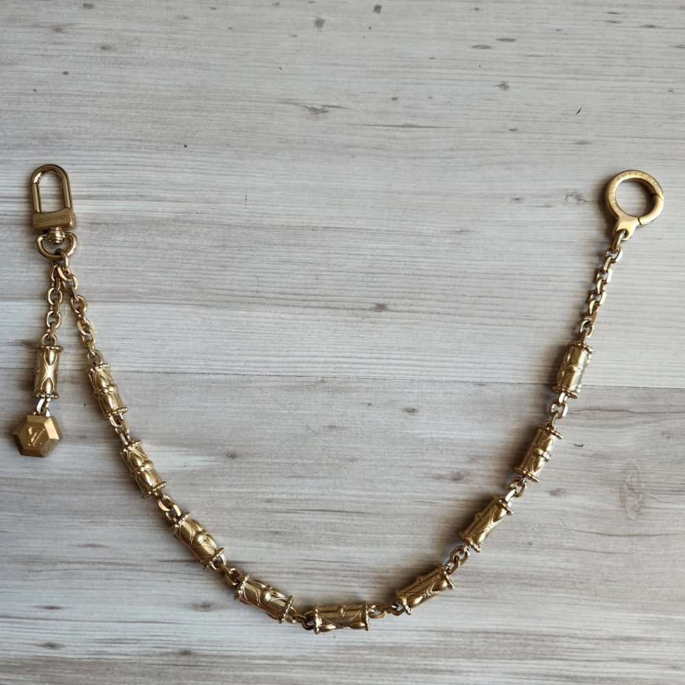 Louis Vuitton Tubular Chain Belt