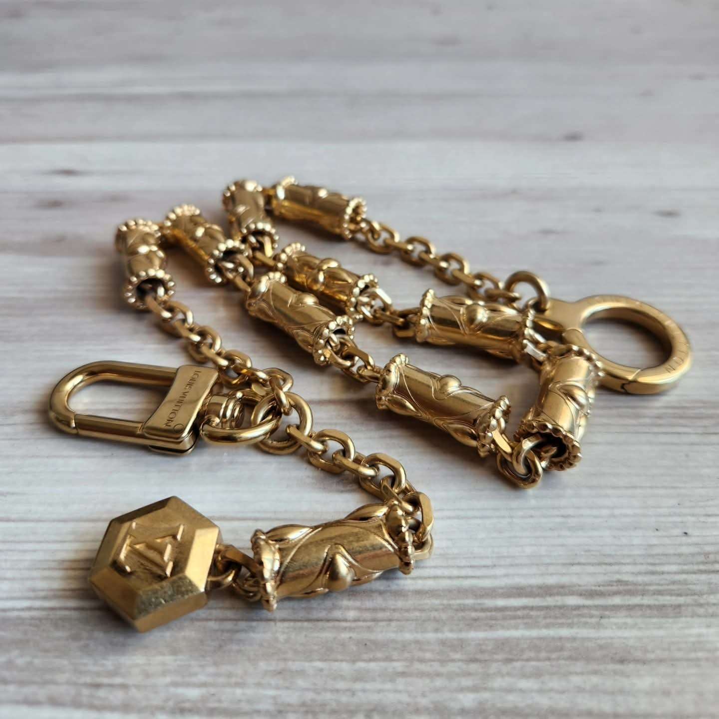 Louis Vuitton Tubular Chain Belt