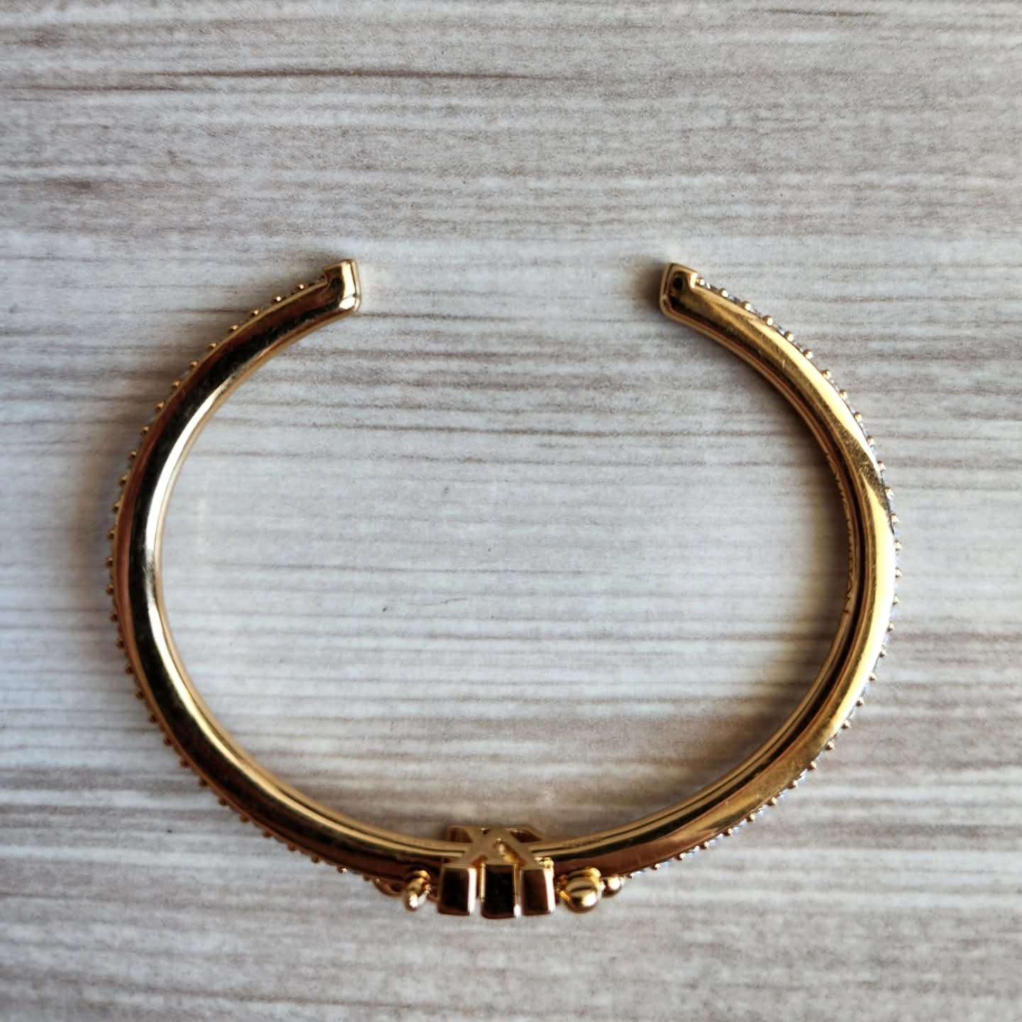 Louis Vuitton Naramek