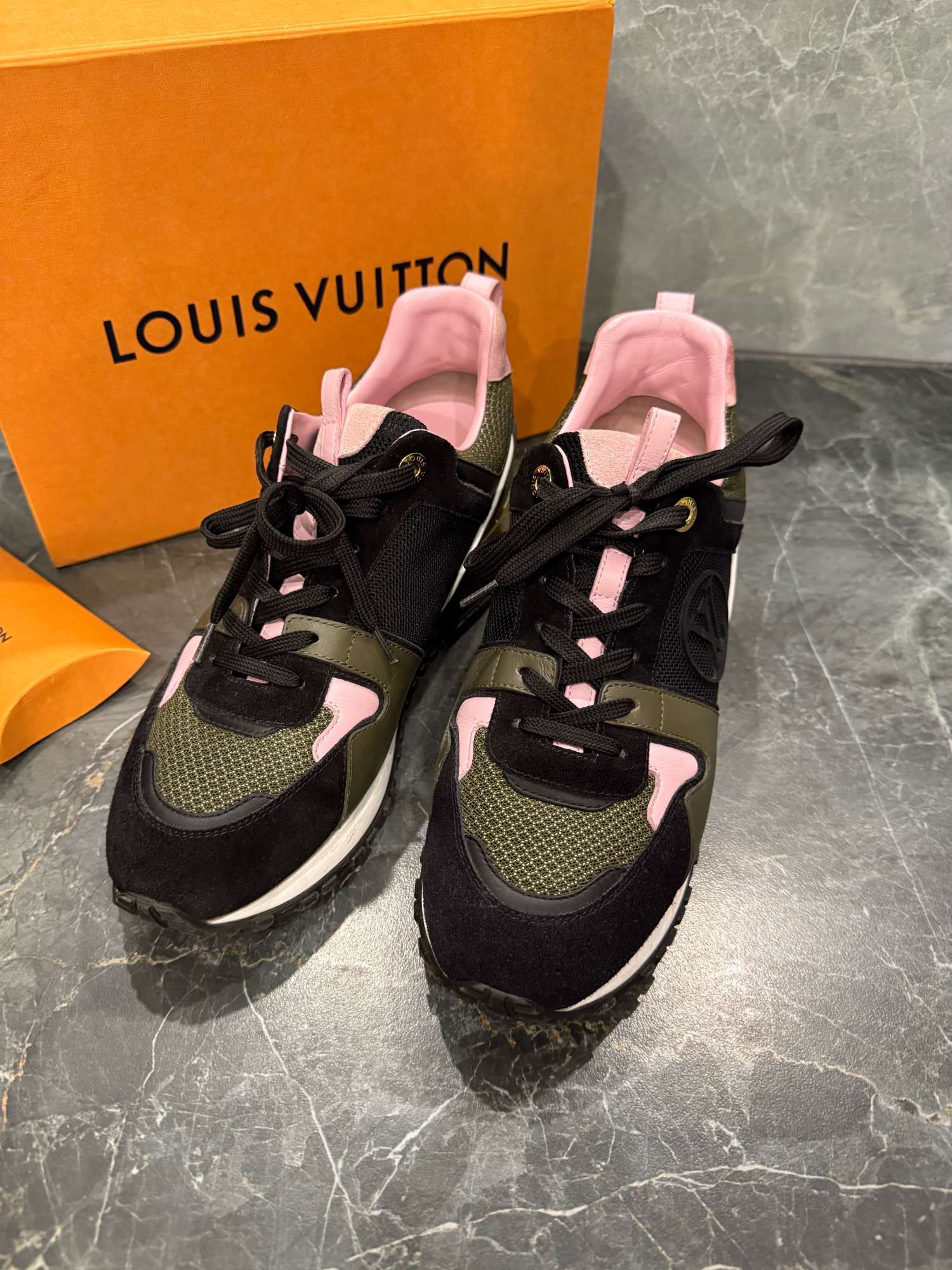 Tenisky Louis Vuitton Run Away