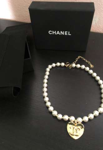 https://www.vipluxury.sk/Chanel náhrdelník