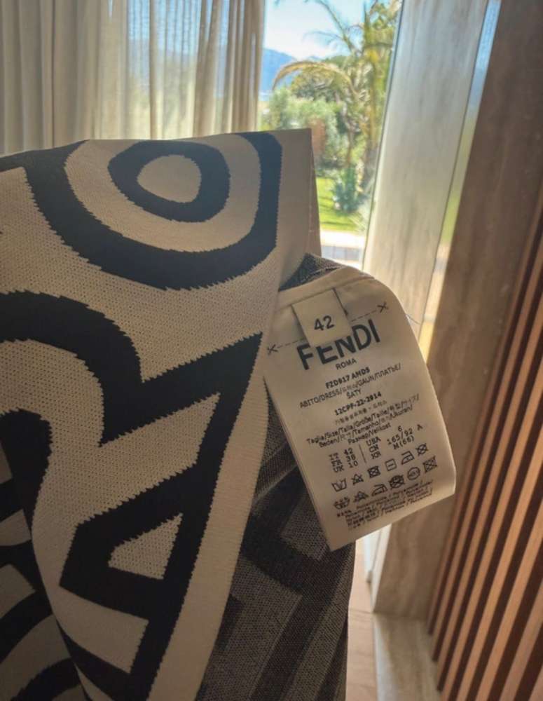 Fendi šaty
