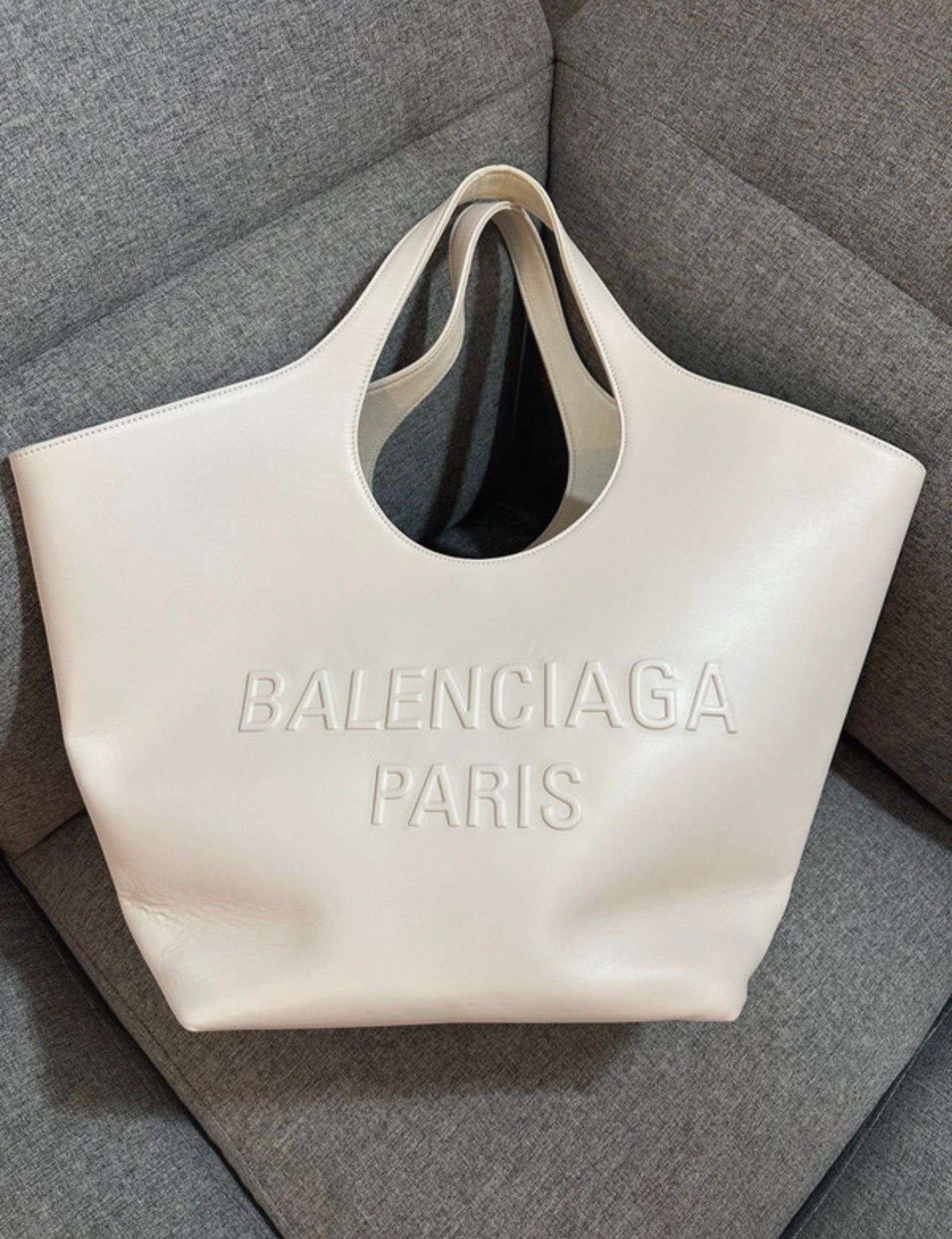 Balenciaga kabelka