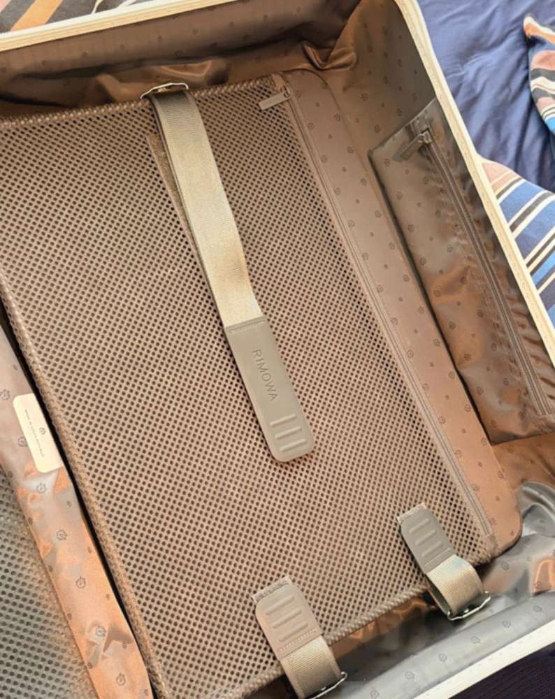 Rimowa kufor