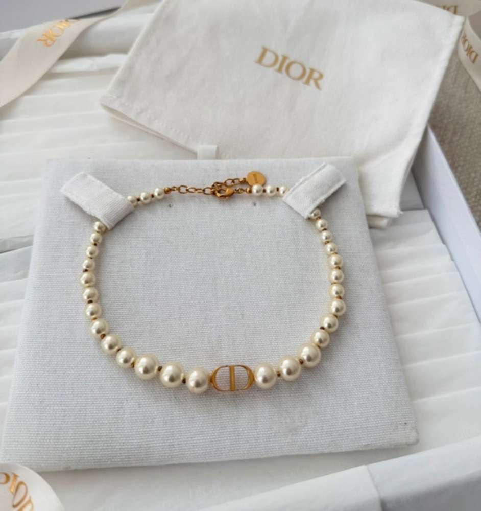 Dior náhrdelník