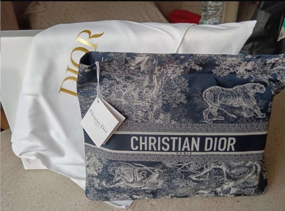 Dior clutch