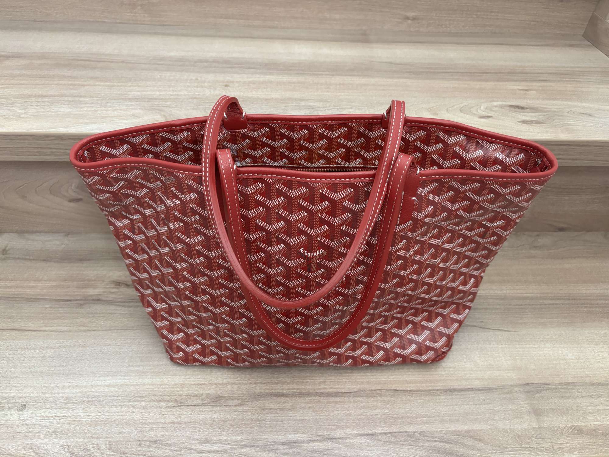 Goyard Artois PM rouge