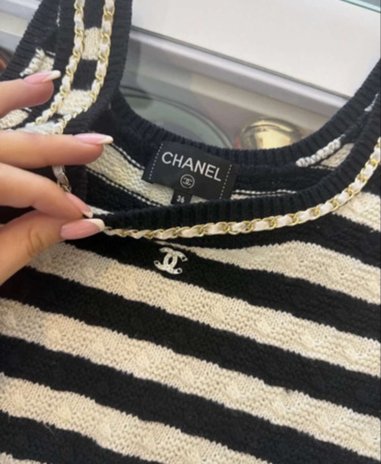 Chanel top