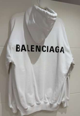 https://www.vipluxury.sk/Balenciaga mikina