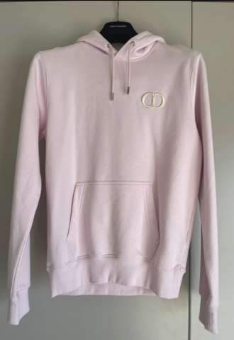 https://www.vipluxury.sk/Dior mikina