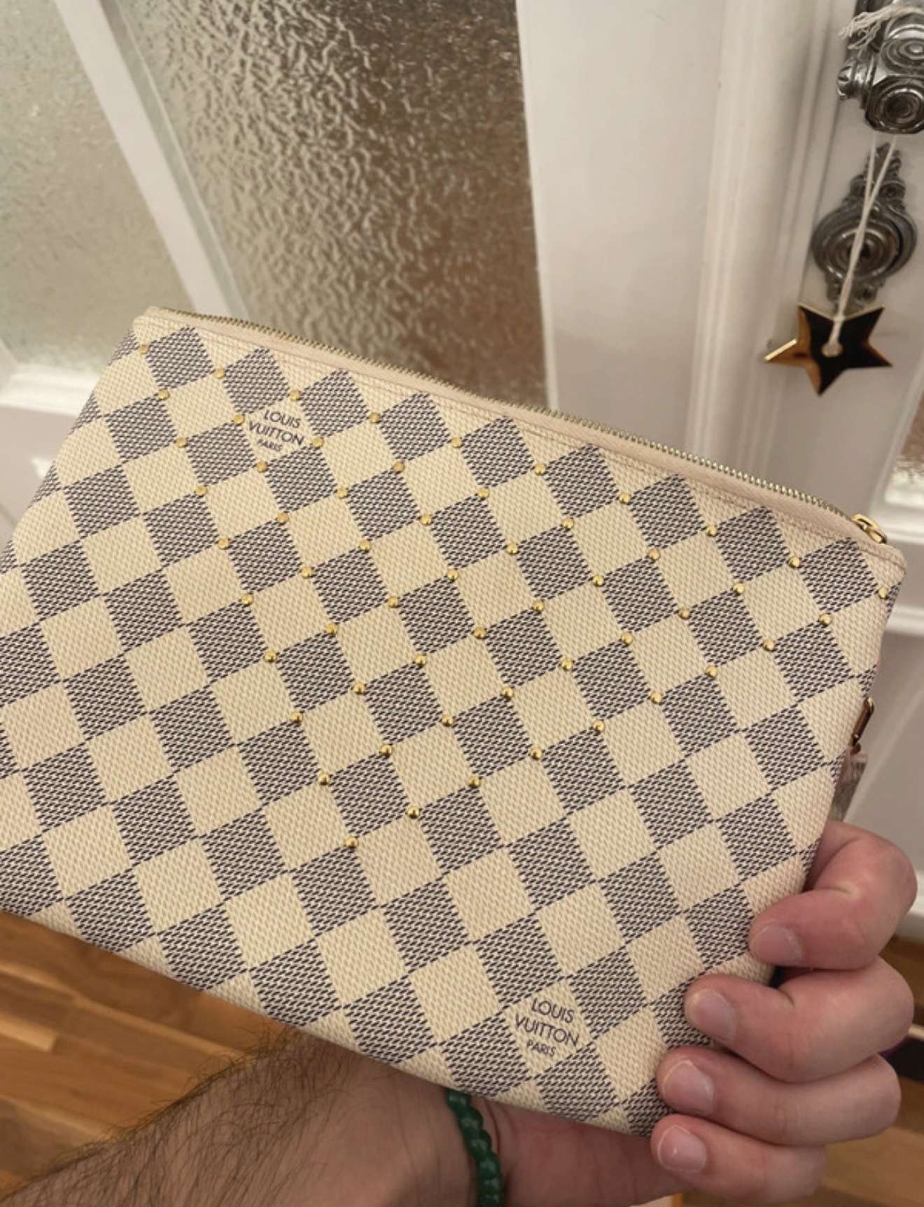 Louis vuitton clutch