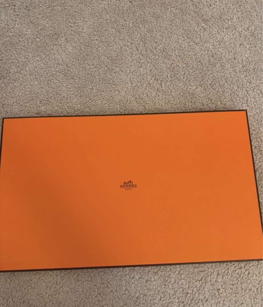Hermes clutch