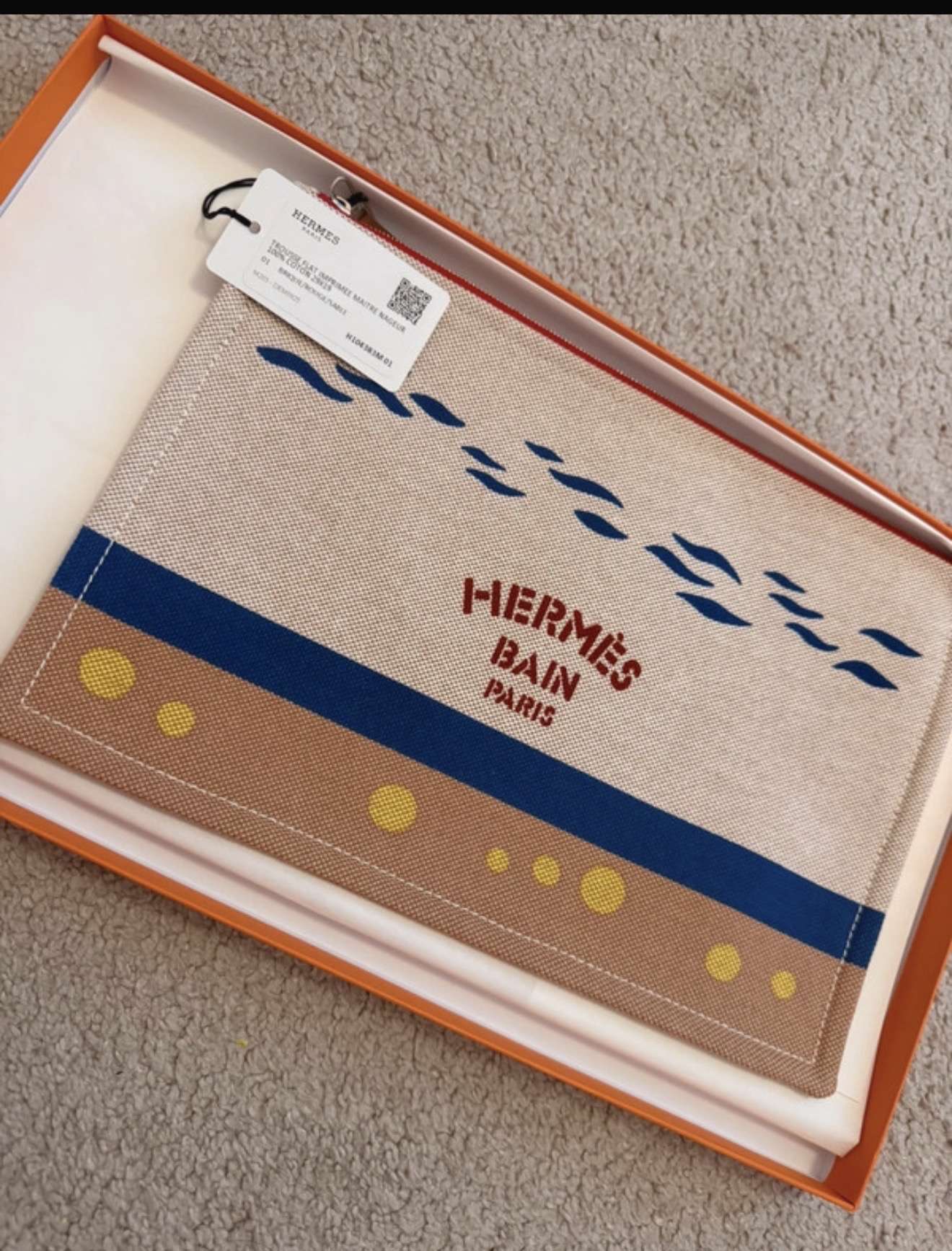 Hermes clutch