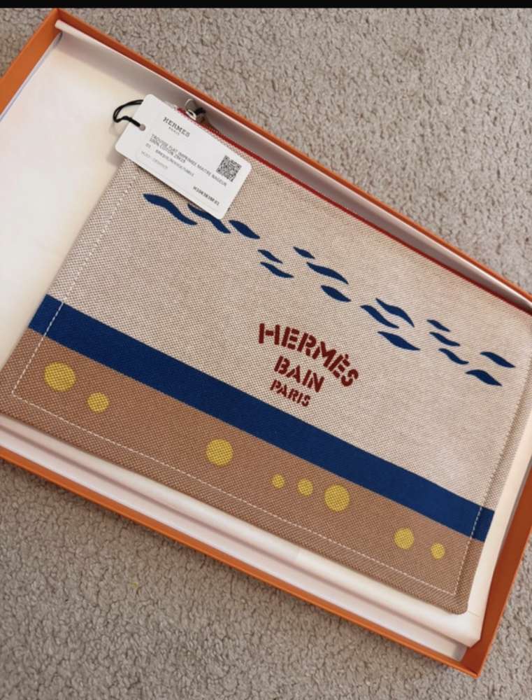Hermes clutch