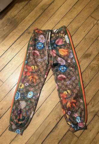 https://www.vipluxury.sk/Gucci tepláky