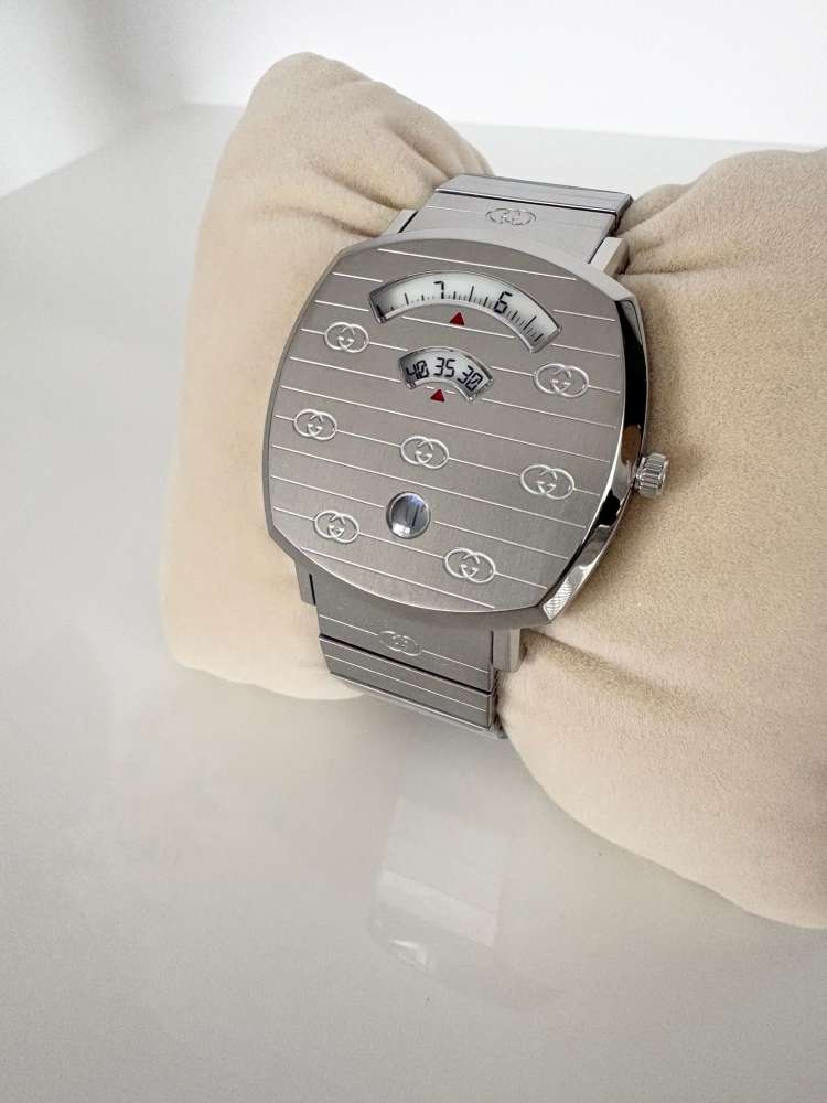 Gucci Grip - Oceľ / Strieborny tom 38mm