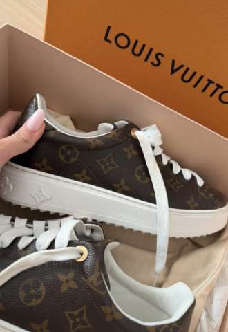 https://www.vipluxury.sk/Louis Vuitton tenisky