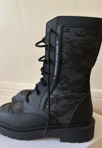 https://www.vipluxury.sk/Dior čižmy