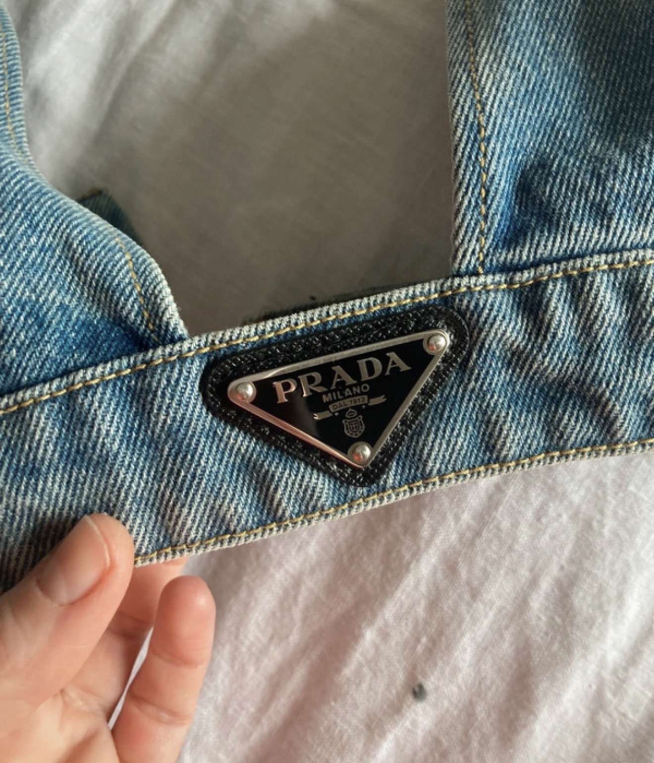 Prada podprsenka