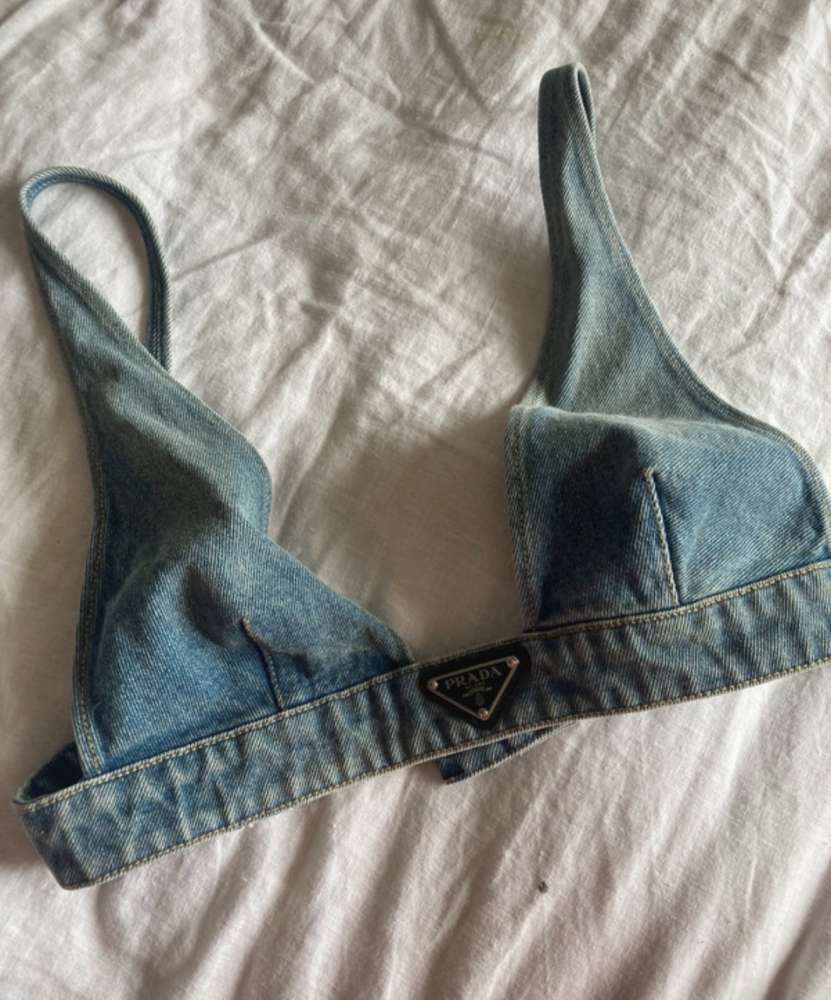 Prada podprsenka