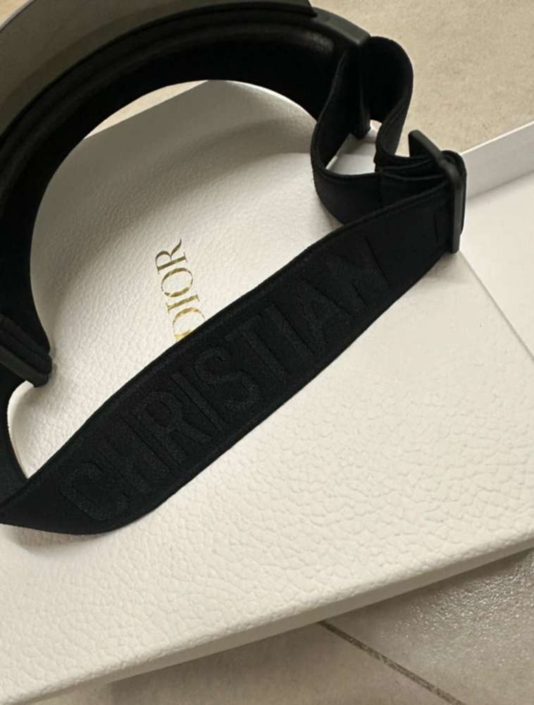 Dior silt