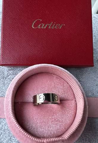https://www.vipluxury.sk/Cartier Love prsteň
