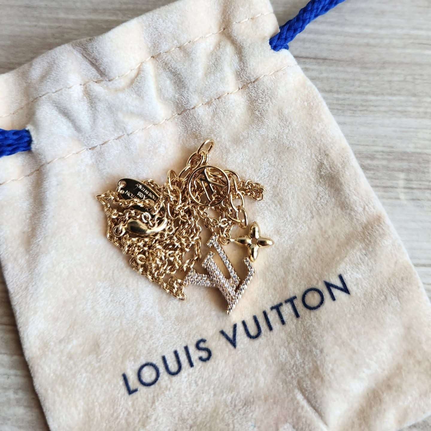 Louis Vuitton Nahrdelnik