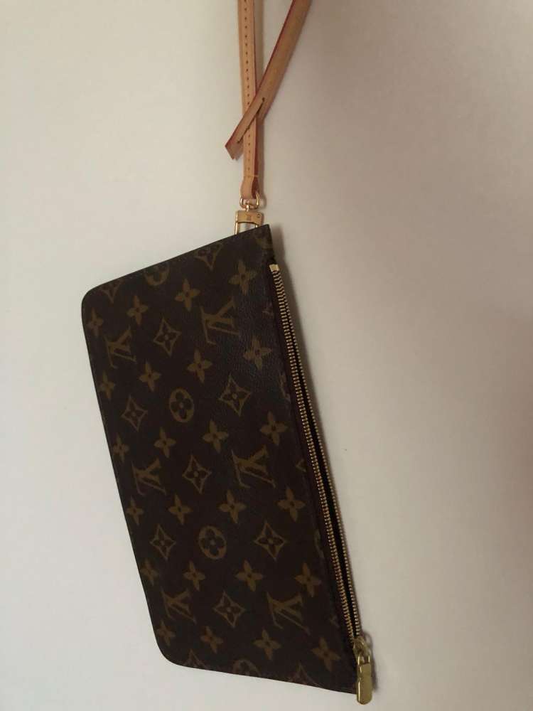 Louis Vuitton pochette