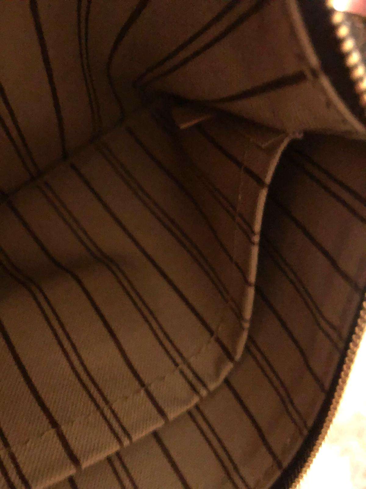 Louis Vuitton pochette
