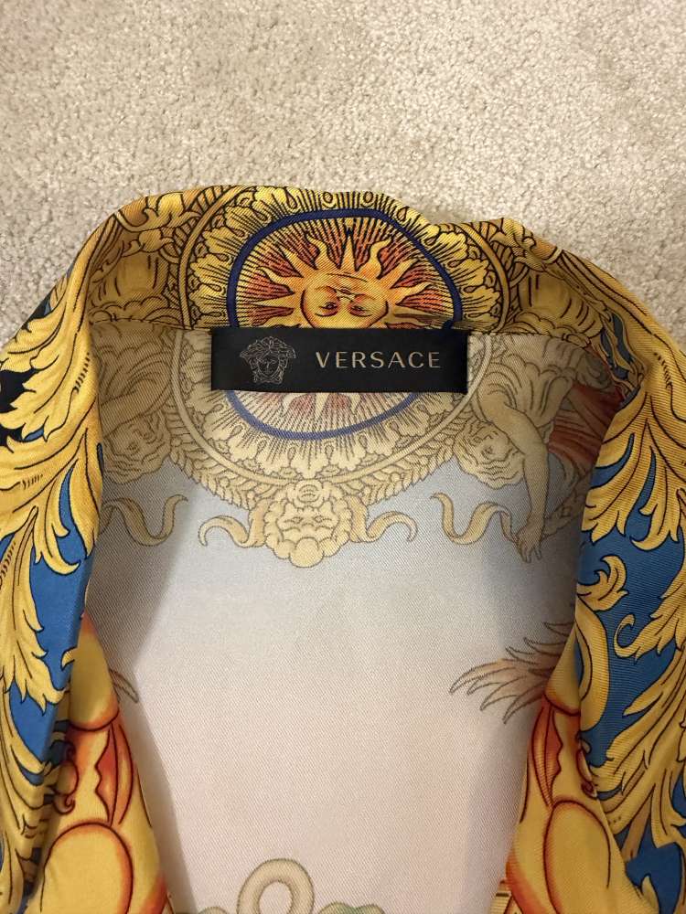Versace kosela