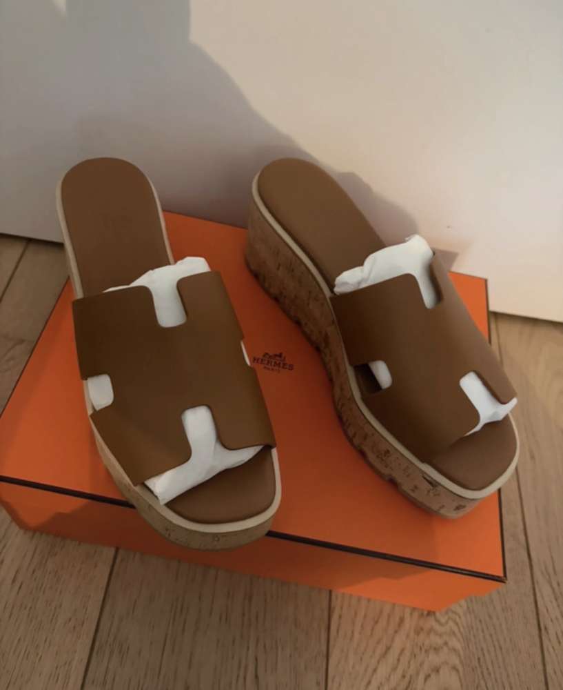 Hermes sandalky