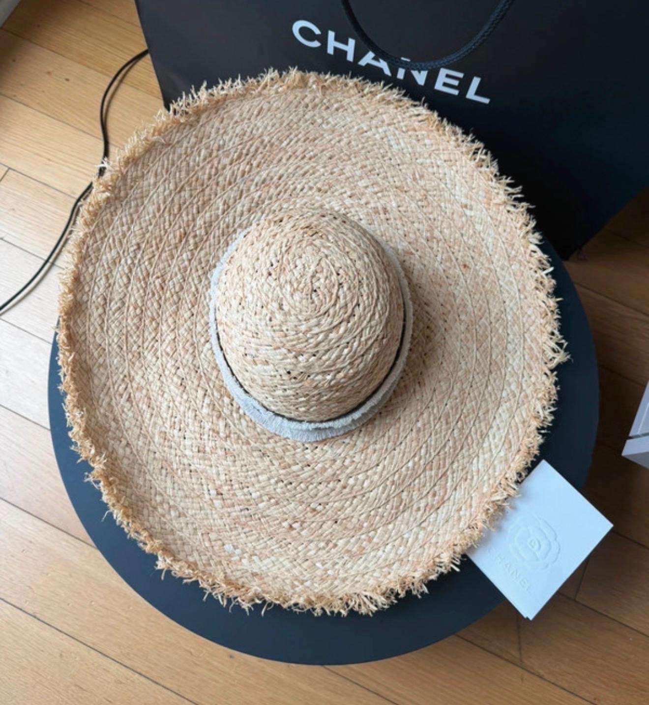 Chanel klobúk