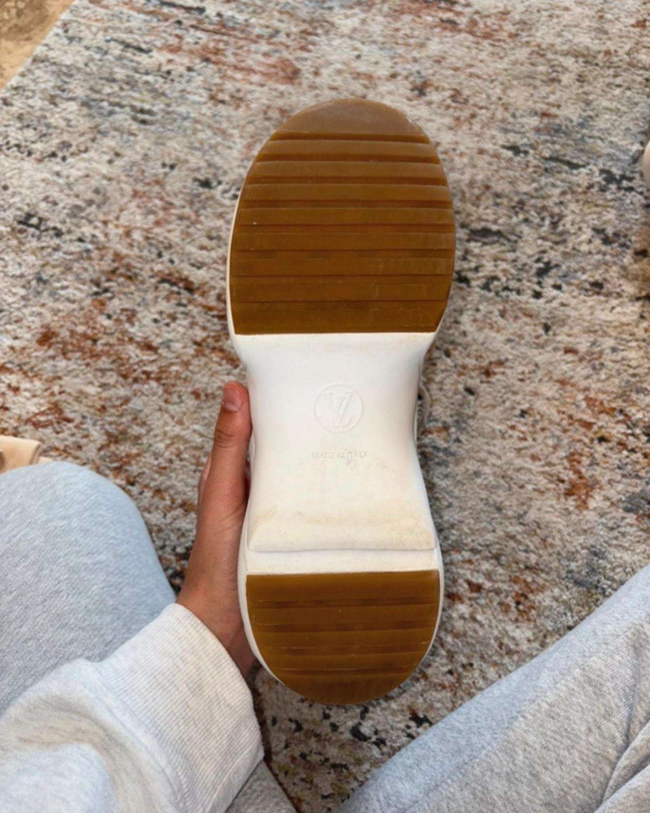 Louis Vuitton archlight