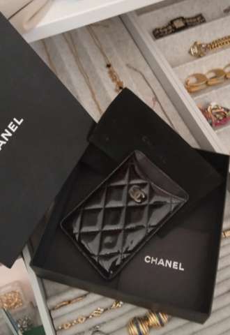 https://www.vipluxury.sk/Chanel cardholder