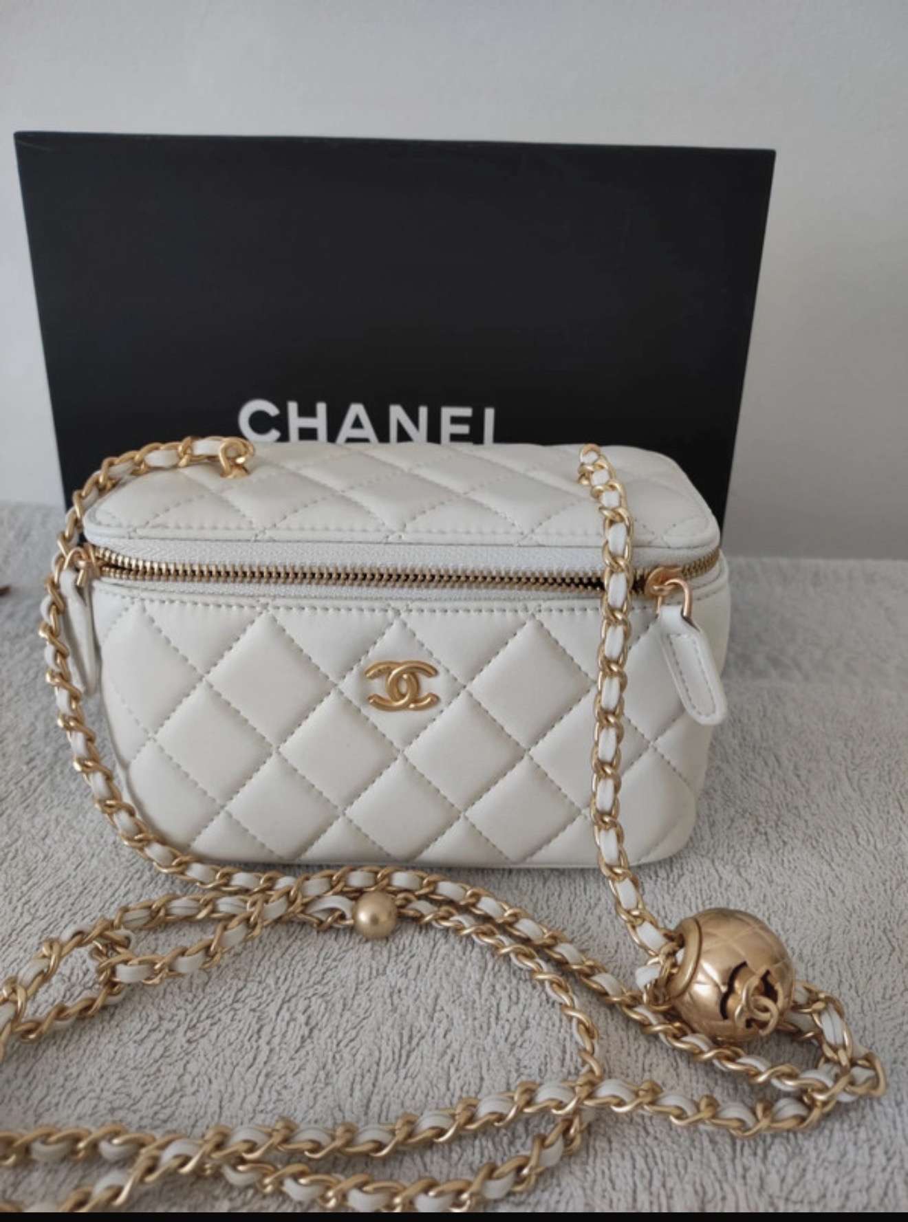 Chanel beauty taška