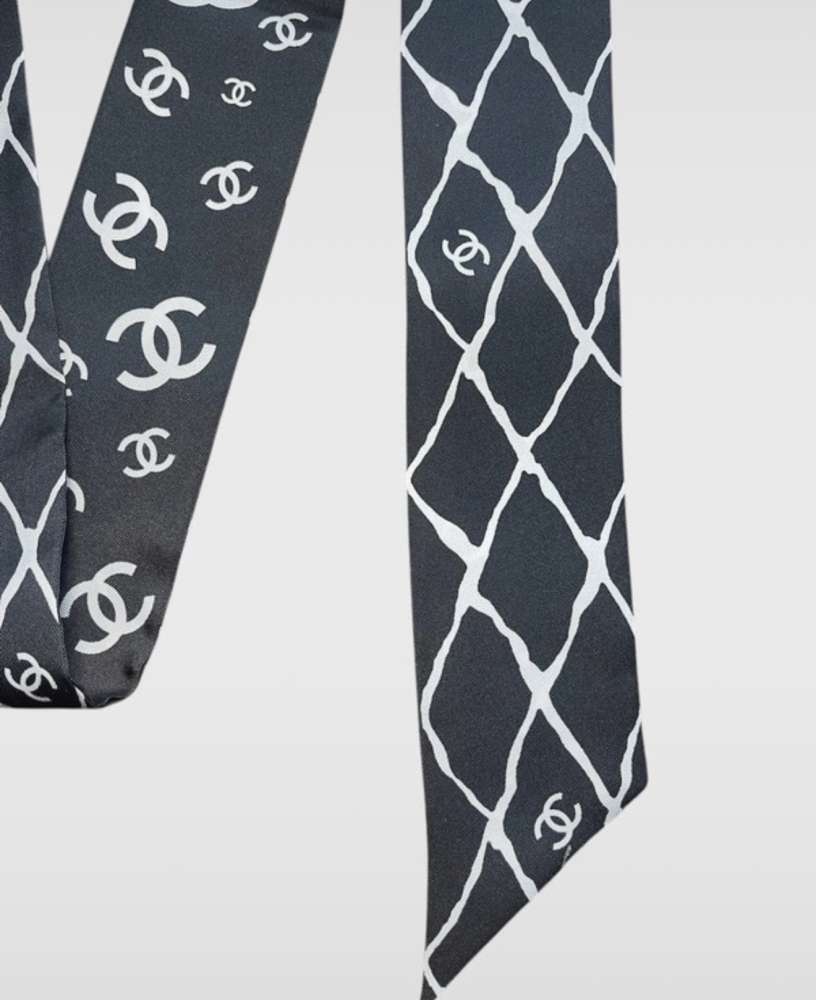 Chanel twilly