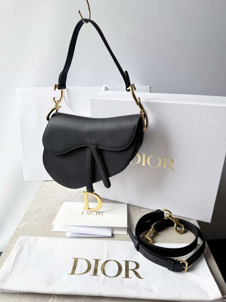 DIOR Saddle Bag s remienkom čierna kabelka so všetkým