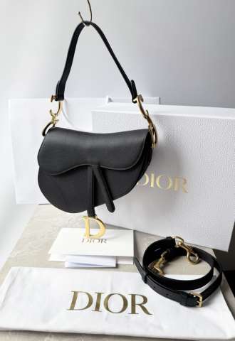 https://www.vipluxury.sk/DIOR Saddle Bag s remienkom čierna kabelka so všetkým